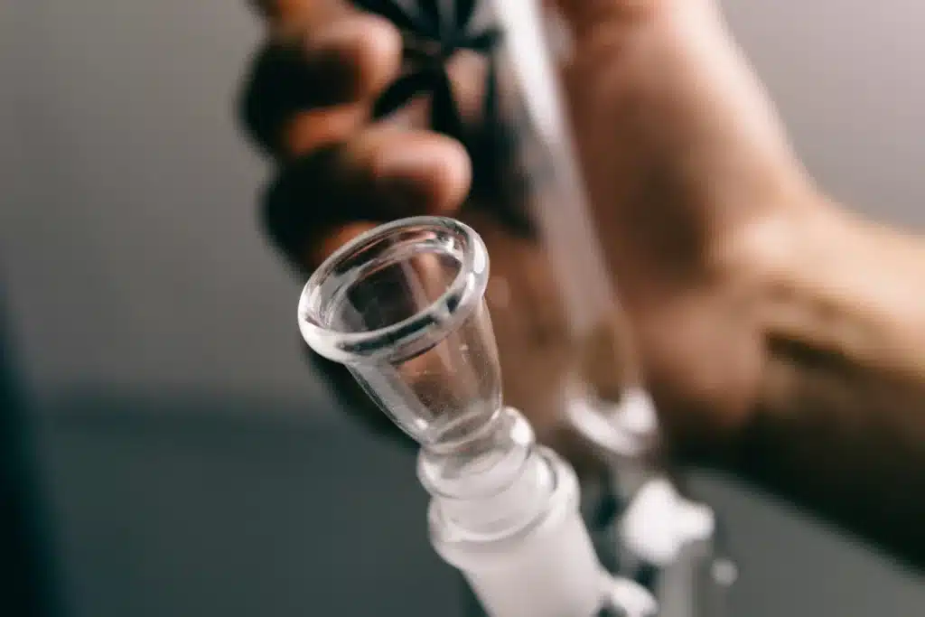 How to Clean Your Bong: A Step-by-Step Guide to Fresh Hits